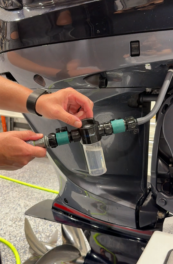 Combination Pack: 2 Gallons Salts Gone®, Hose End Sprayer, Motor Flush Attachment